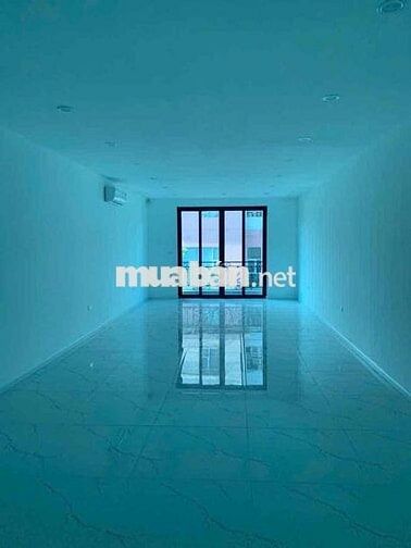 cho thuê toà nhà 100m2 x 5 tầng thang máy, đường xuân phương