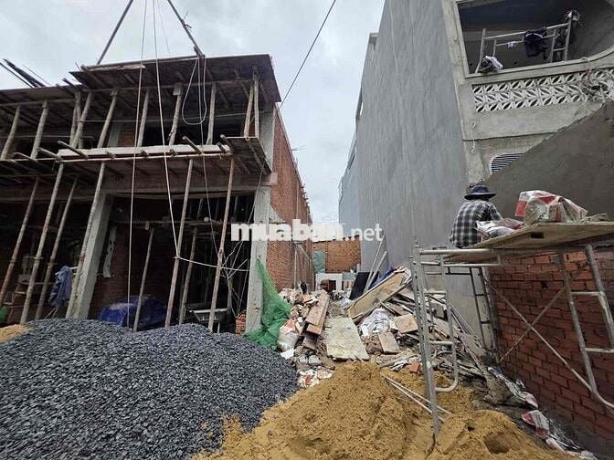 ĐẤT - 1 TRỤC QUANG TRUNG - ĐỐI DIỆN MERCEDES - 71M² -  CHO XÂY 5 TẦNG