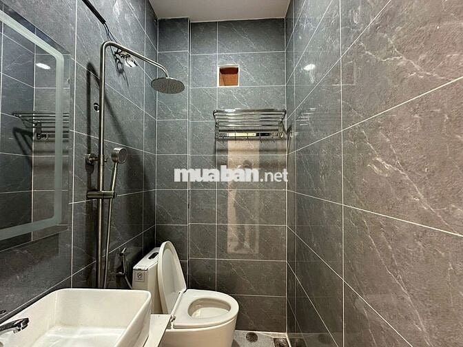 NNC FNT Phan Văn Trị Bình Thạnh 4x10m 2PN 2WC mới cứng. Giá 12 triệu