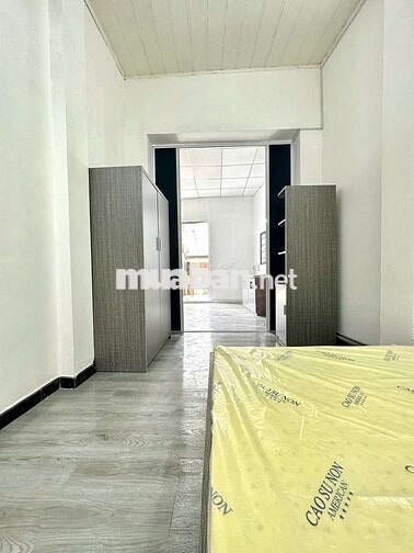 CĂN HỘ 1PN - Bancol siu thoáng.Full nội thất,NGAY ĐH VĂN HIẾN. FREE Xe