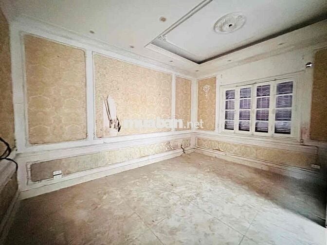 Bán nhà ngõ 68 Xuân Thuỷ 64m 4 tầng ô tô tránh kd 2 thoáng giá 22 tỷ
