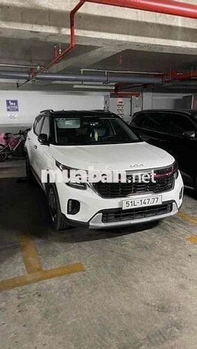 Kia Seltos 2025 Premium 1.5 AT - 4000 km