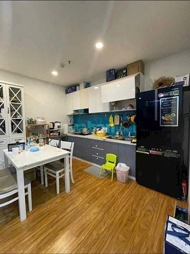 Chung cư Đặng văn Ngữ, PN :Căn góc, 77m2, 2p ngủ, nội thất,12tr.