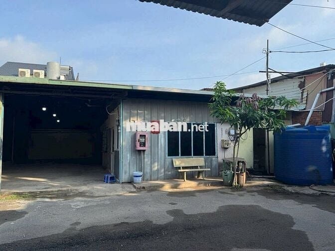 Chính cho thuê 3 kho DT:130m2giá 11tr,DT;210m2 giá-18tr,HBC,TĐ
