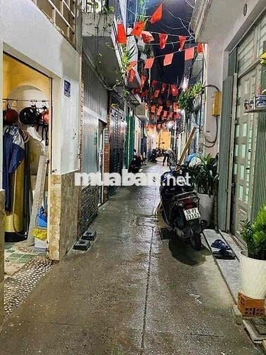 Nhà 1/ nhỏ xinh - NT đầy đủ khu an ninh , yên tĩnh. Giá 2 tỷ 180