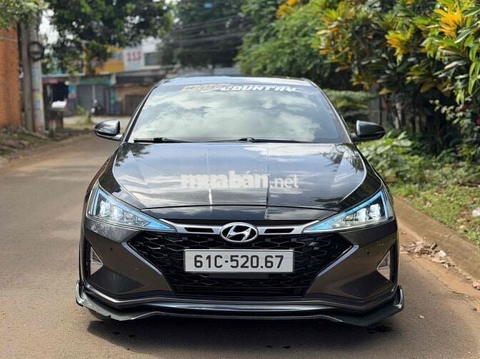 Hyundai Elantra 2019 1.6AT Sport