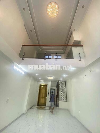 VẠN PHÚC 6 TẦNG THANG MÁY, DT 40M, GẦN Ô TÔ GIÁ CHỈ 9,98 TỶ.