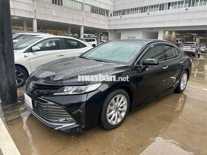 Toyota Camry 2020 2.0E - 19500 km HÃNG BH 1 năm