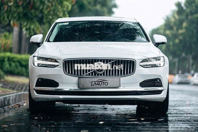 LONG ANH AUTO về VOLVO S90 T8 2024 odo 3000km