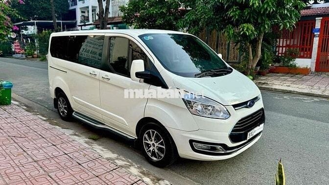 Ford Tourneo 2.0 Eco boost Titanium 2020 chuẩn 52k