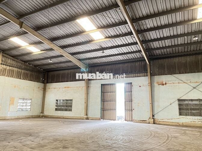 CHO THUÊ NHÀ KHO 470M2 MT VÕ CHÍ CÔNG, ĐIỆN NƯỚC, GIÁ TỐT CHỈ 24 TRIỆU