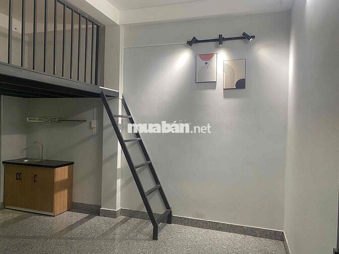 Cho thuê phòng trọ có gác , cửa sổ thoáng mát mặt tiền 146 Nguyễn Văn