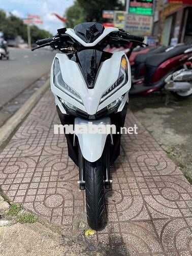 🌟Bán VARIO.125.2022.trắng đen chính chủ zin êm🌟