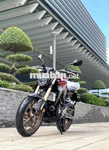 Honda CB 300R