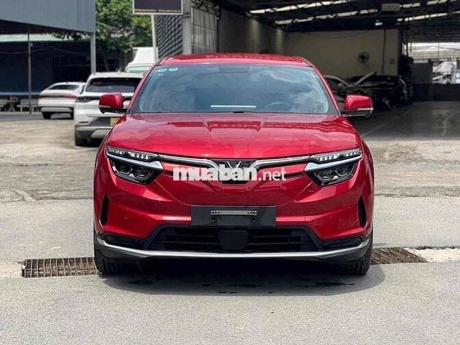 VinFast VF8 2024 S chạy Lướt 11000km Mua Pin CATL