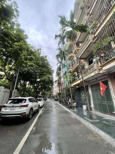 BÁN SIÊU PHẨM PHÂN LÔ VIP — PHẠM TUẤN TÀI — VỈA HÈ, ÔTÔ TRÁNH 