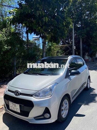 Hyundai Grand i10 2018 Sedan 1.2 MT - 90000 km