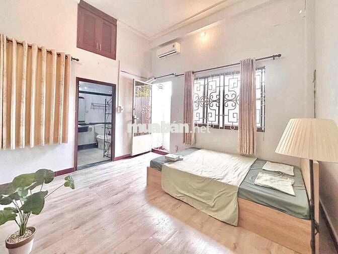 ☪️Ở 4 Người Vô Tư🌹1PK 1PN Balcony🌹Hầm Xe Rộng🌹Gần Sân Bay🌹Full NT ☪️