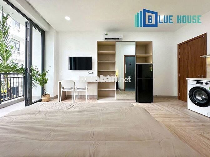 Căn hộ full nội thất ban công lớn thoáng mát Trần Hưng Đạo Quận 5