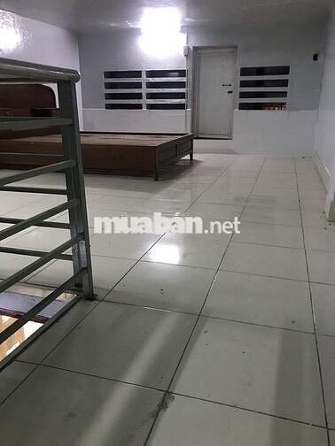 Nhà Mặt tiền Bà Hom, 1 lầu , 3.5m x 16m, 2PN, 1WC, kd buôn ban F13, Q6