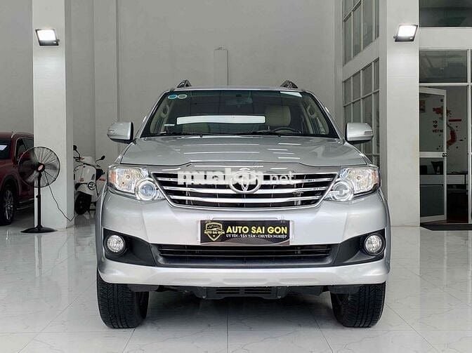 Toyota Fortuner 2013 2.7V 4x2 AT - 82000 km