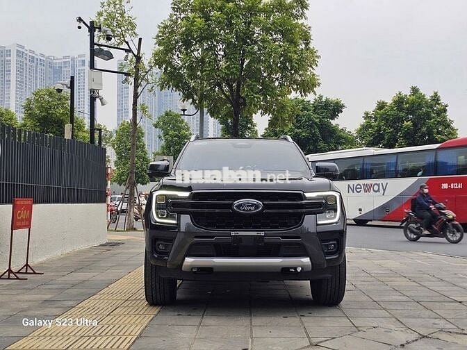 Ford Ranger 2025 Wildtrak 2.0L 4x4 AT - 27,000 km.