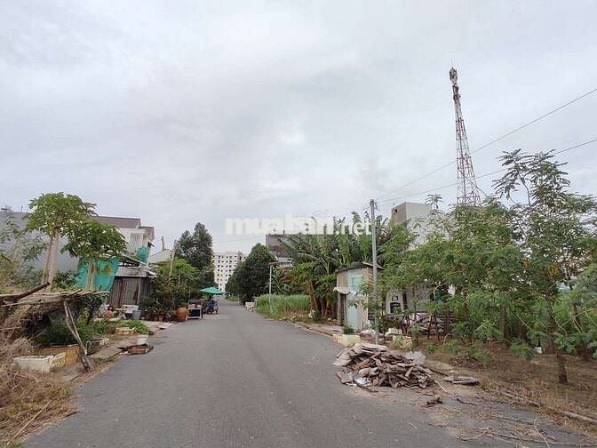 BÁN NHANH NỀN ĐẸP TĐC ĐS15 HỒNG LOAN 5C, 1TỶ750 CẤT NHÀ ĐƯỢC LIỀN