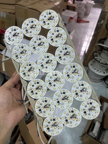 CẦN TUYỂN GẤP NHÂN VIÊN HÀN LINH KIỆN ĐIỆN TỬ