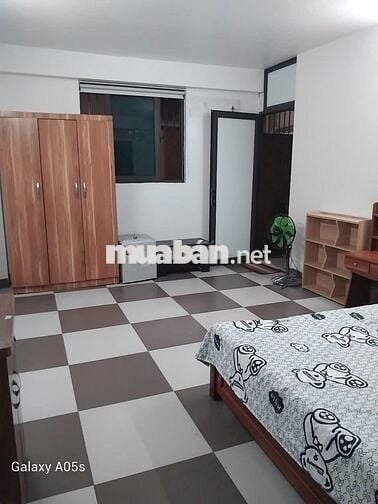 CHO THUÊ PHÒNG 99 TRUNG KÍNH 30M2 GIÁ CHỈ 4.5 TRIỆU