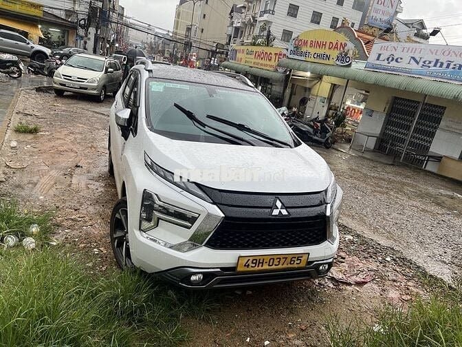 Mitsubishi Xpander 2024 Premium 1.5 AT - 53000 km