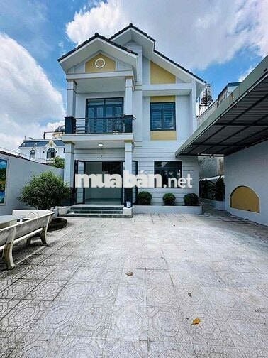 CHO THUÊ NHÀ MẶT TIỀN PHƯỜNG PHÚ MỸ SIÊU RỘNG