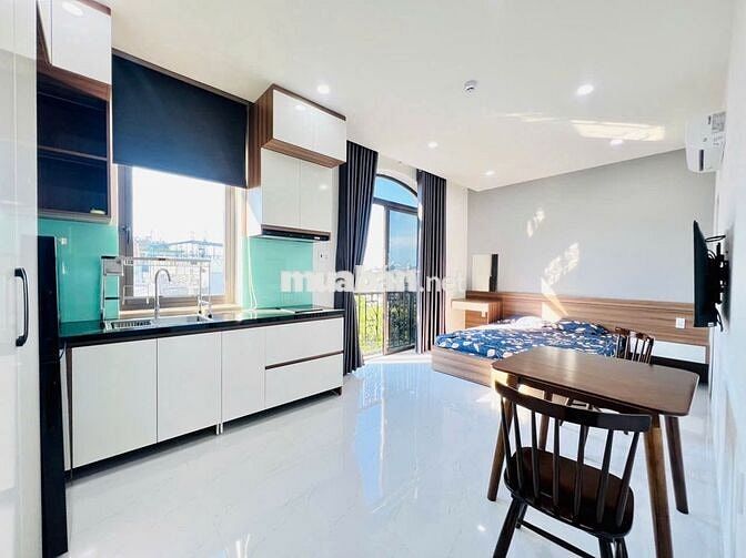 TRỐNG SẴN CĂN HỘ FULL NỘI THẤT THOÁNG NGAY CẦU HOÀ XUÂN
