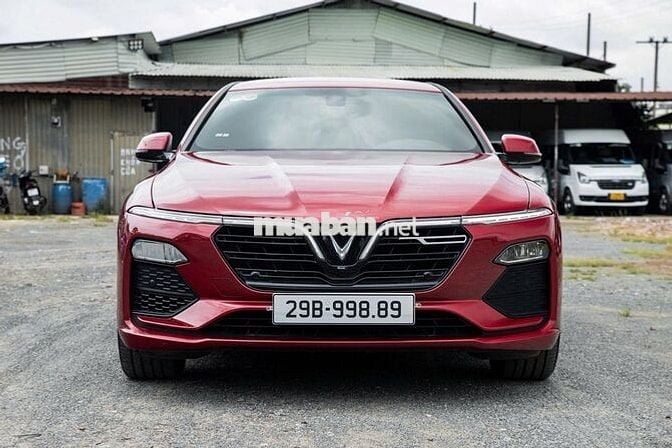 VINFAST LUX A BASE 2022-37000KM