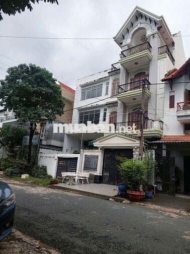 NHÀ 2 LẦU 4PN 4WC, GẦN NHÀ HÀNG BÊN SÔNG, HIỆP BÌNH CHÁNH