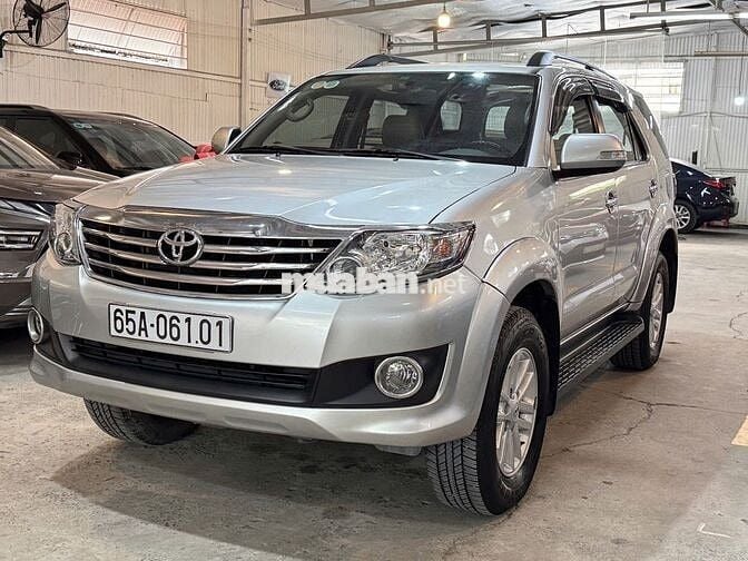 Fortuner xăng tự động 2013 mới 56.000km  siêu đẹp
