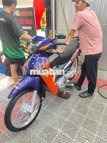 mình cần bán xe như hình trên do không thích nữa