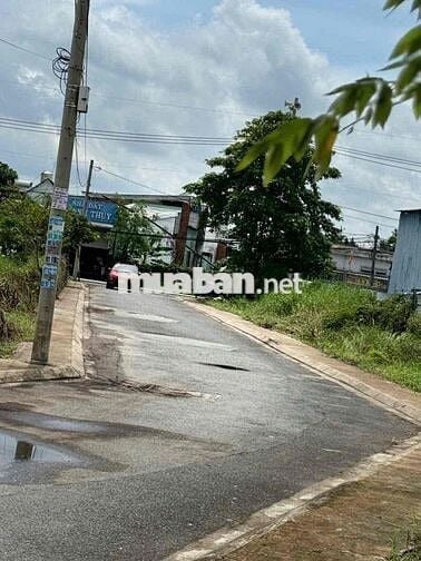 Nhà 1 Trệt 1 lầu Bình Mỹ, Củ Chi cách Hà Duy Phiên 200m gần Trường