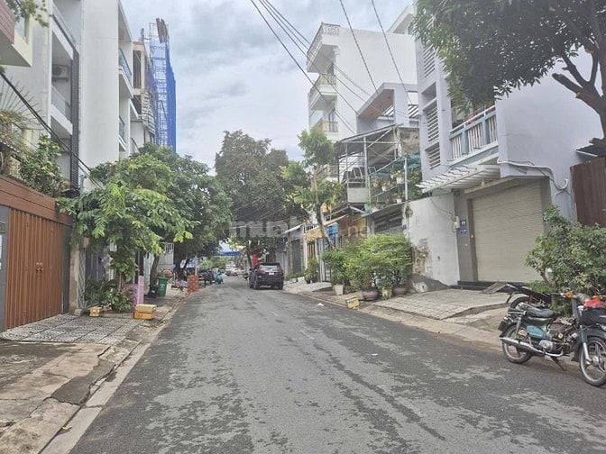 Bán nhà cấp 4 mặt tiền đường số 21, Phường Tân Quy, Quân 7