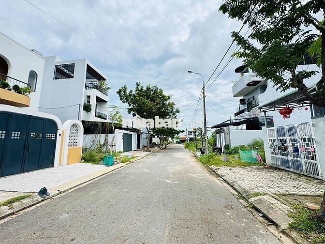 Bán đất khu Bá Tùng- Hoà Quý 3tỷ480 đường Ban Ban
