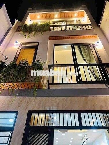 🏡 Nhà 2 Lầu, Sổ Riêng, Hẻm 4m – Giá Chỉ 3.88 Tỷ, Vào Ở Ngay!