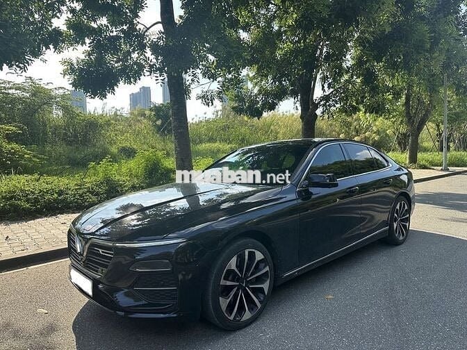 VinFast Lux A2.0 2020 Premium 2.0 AT - 72000 km