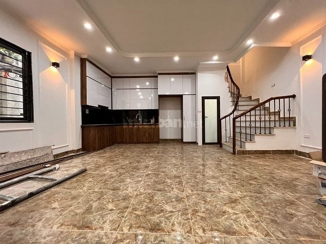 Chính chủ bán nhà ngõ 347 Cổ Nhuế 42m2 2 tầng chỉ hơn 6 tỷ