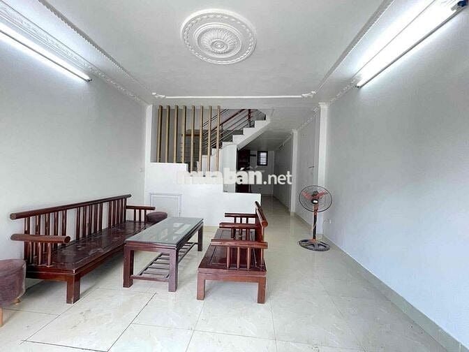 Nhà đẹp Định Công-oto 20m-Gần phố-45m*3T;3 ngủ-Dưới 3tỷ