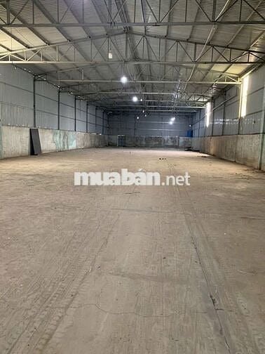 Kho xưởng 396m² Nền sạch, tiện ích đầy đủ, vị trí đắc địa Bình Chánh