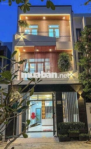 BÁN NHÀ ĐƯỜNG XE HƠI TRẦN THIỆN CHÁNH,P12,QUẬN 10.GIÁ:6Tỷ630/SỔ RIÊNG