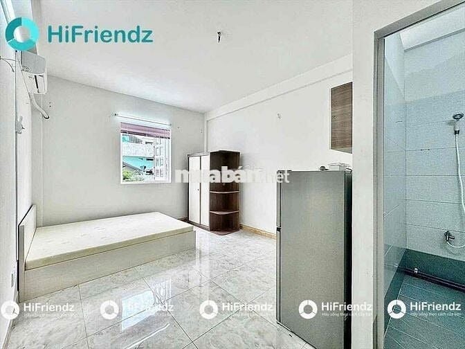 STUDIO FULL NỘI THẤT GIÁ 5X, CÓ CỦA SỔ TRỜI ĐÓN ÁNH SÁNG, GẦN BỜ KÈ Q3