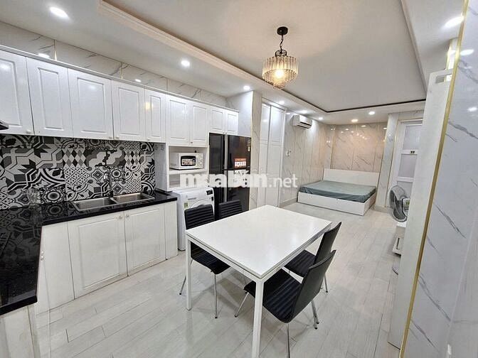 PHÒNG CỰC ĐẸP 40m² ĐIỆN BIÊN PHỦ - NGAY HÀNG XANH - HÌNH THẬT 100%