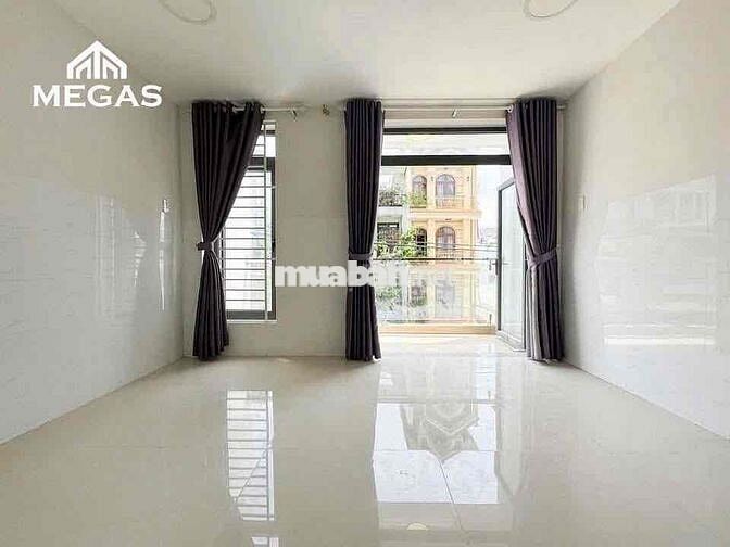 STUDIO BAN CÔNG NGAY NGÃ TƯ 4 XÃ GIÁ HẠT DẺ