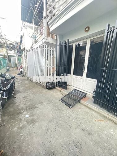 BÁN NHÀ SỔ RIÊNG- GẦN COOPMART HUỲNH TẤN PHÁT - QUẬN 7