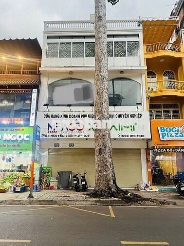 MẶT TIỀN 8M NGUYỄN TRÃI GIÁ SIÊU TỐT CHO CÁC SHOWROOM, SHOP, SPA ...
